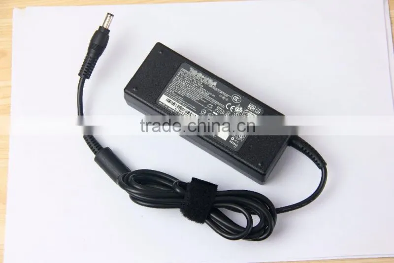 19V 3.95A Original Laptop 90W AC Power Adapter Charger for TOSHIBA PA3715U-1ACA 5.5x2.5mm