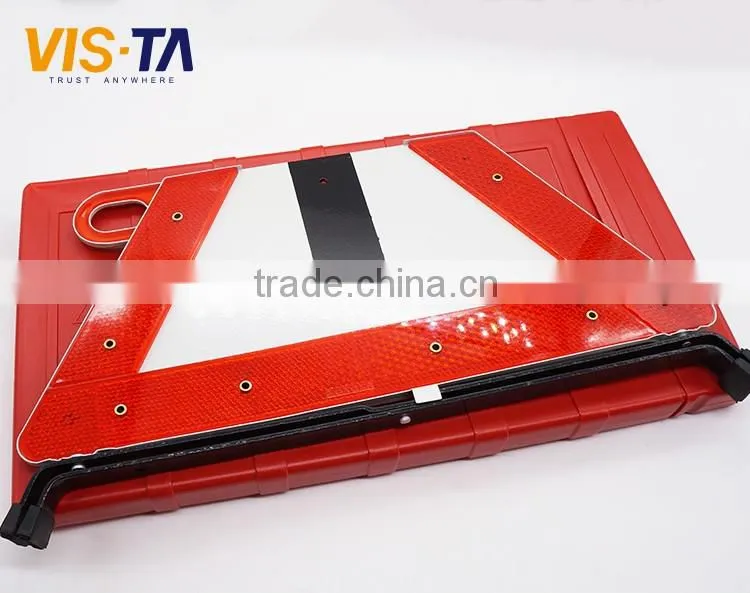 Iron Material Good Quality Traffic Tools Car Emergency Triangle Warning Sign