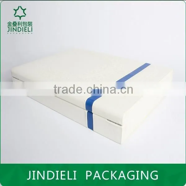 high grade white leather cosmetic gift box with handle
