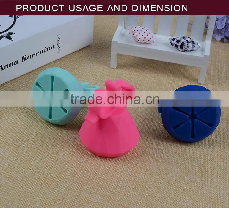 Clear acrylic rubber silicone wearable nail polish bottle holder