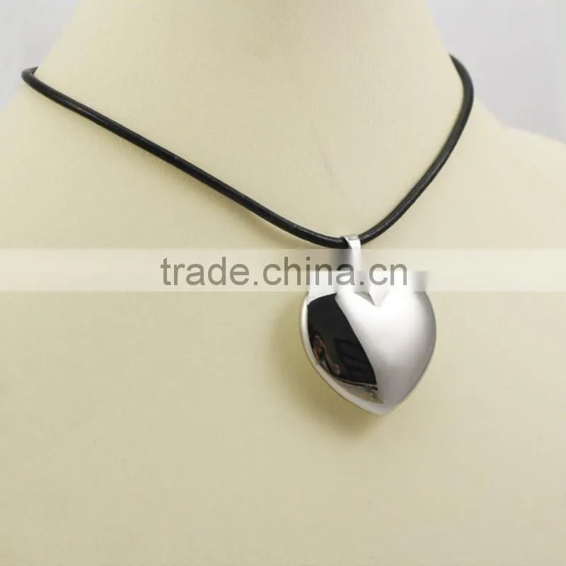 Polished Silver Round Stainless Steel Pendant Chain Necklace Jewelry