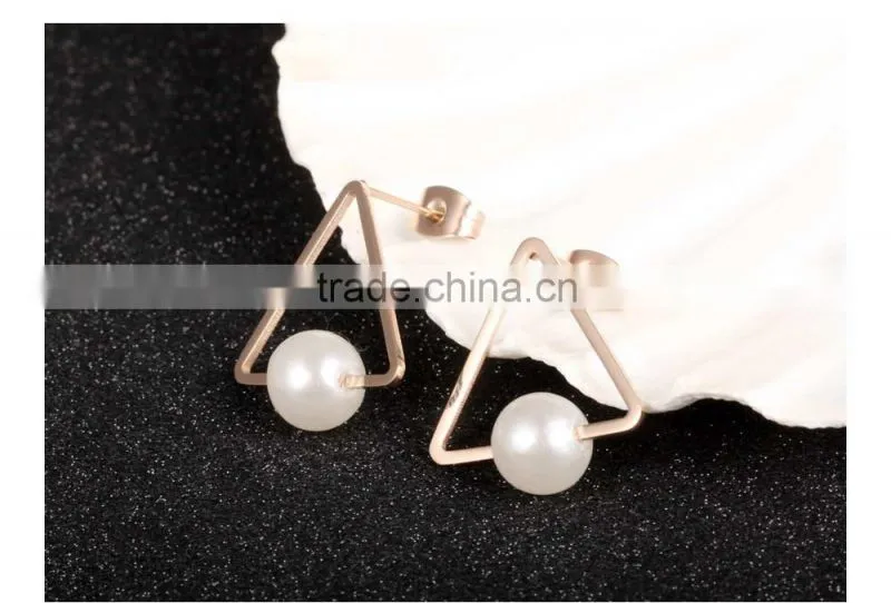wholesale fashion jewelry triangle shape 18K rose gold plated pearl new earring designs for women