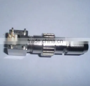 screw thread coupling connector