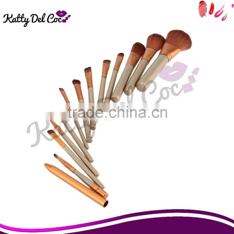 Good quality wooden makeup brushes for foundation make up pink and white color