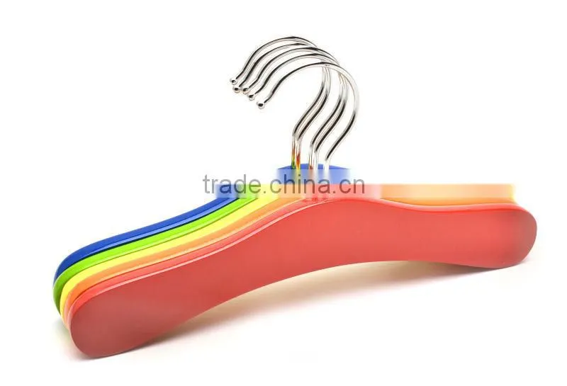 Kids wooden hanger ASDK04