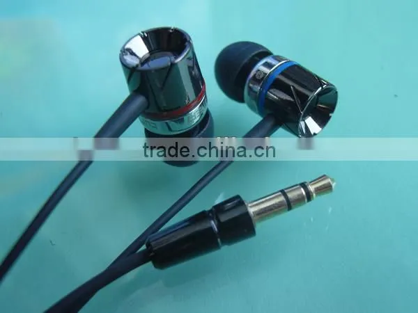 Highly quality Metal Earphones in-ear earphone with high bass