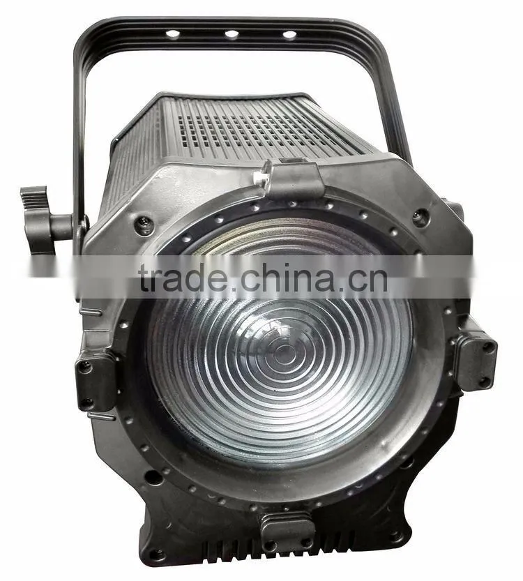 High Quality DMX Dimming Zoom CRI Ra 95 3200K Warm White 400W LED Studio Light Fresnel Spotlight For Video