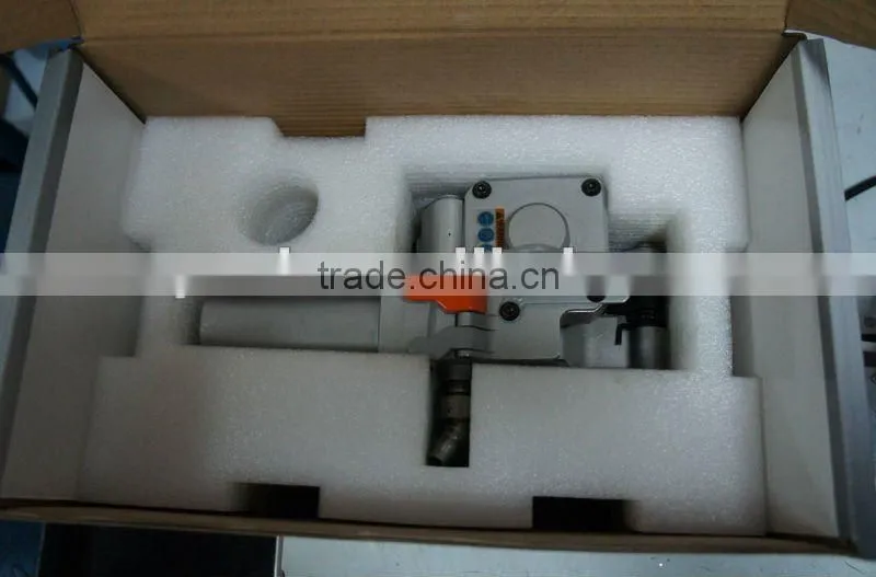 CMV-19/25 Pneumatic pet srapping tool