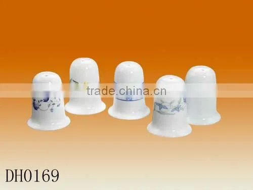Factory direct wholesale ceramic salt pepper shaker