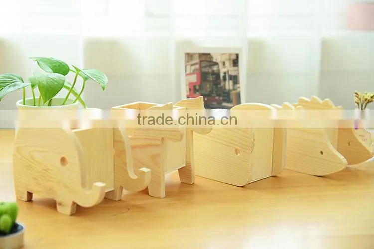 Creative cute animal wooden pencil holder