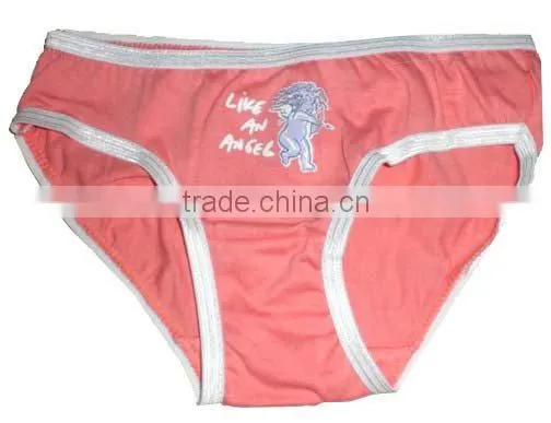 girls briefs with pattern