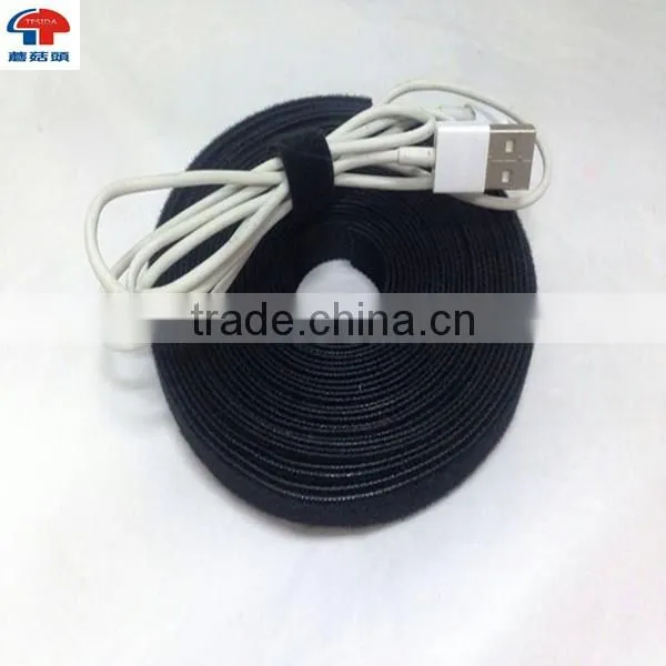 Self-locking black wire bundle belt hook and loop strap