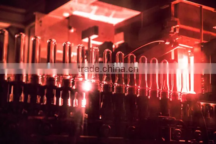 Latest RD injection blow moulding machine