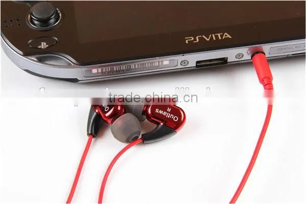 In-ear plastic silicone earbuds with mic