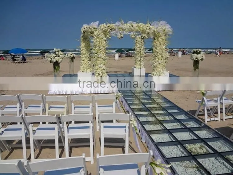 Acrylic wedding stage decoration with flower pillars