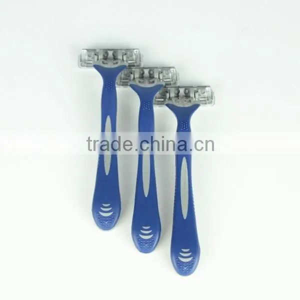 Classic triple blades razor
