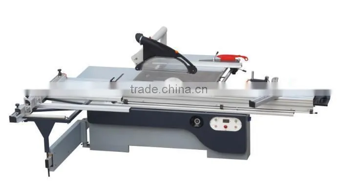 sliding table saw for panel cutting