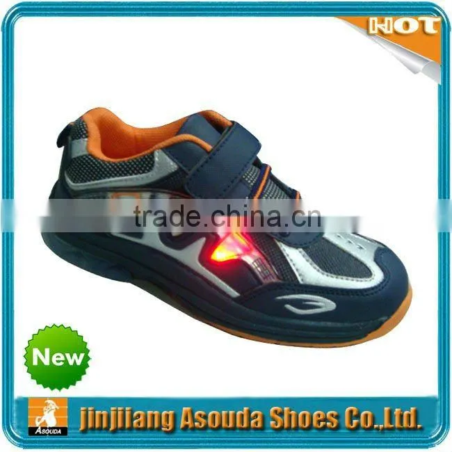 Light-up style childrens shoes