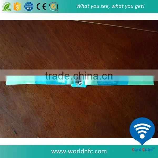 OEM Silicone Wristband with RFID Chip