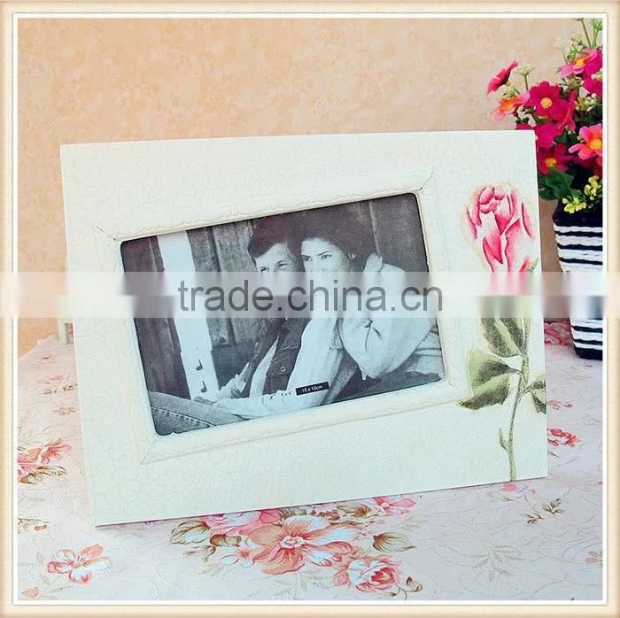 Creative Wooden Photo Frame For Home Decor With Flower