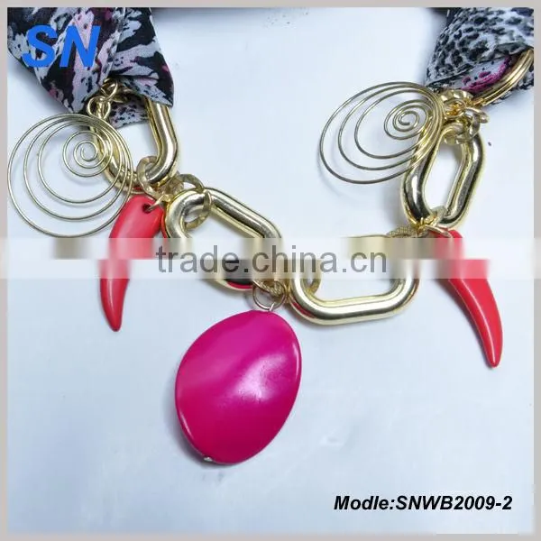 The new fashion 2015 necklace scarf