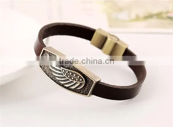 Fashion alloy cowhide leather bracelet,wing embossed leather charm bracelet