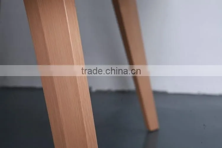 2016 Best Quality wooden dining room table with tempered glass
