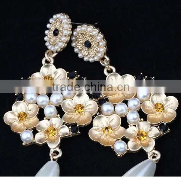 hanging indian flower tassel artificial pearl earrings