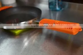 Lately Design Heat-resistant Silicone Pot Handle Cover for Cookware