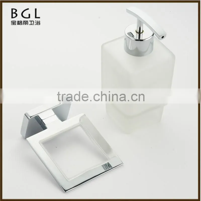 17638A wall- mounted chrome bathroom fittings zinc bathroom soap dispenser