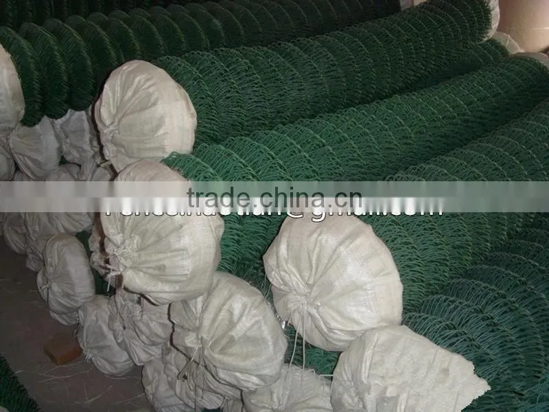 3.5mm PVC coated wire woven 50x50mm mesh aperture Cheap chain link fence