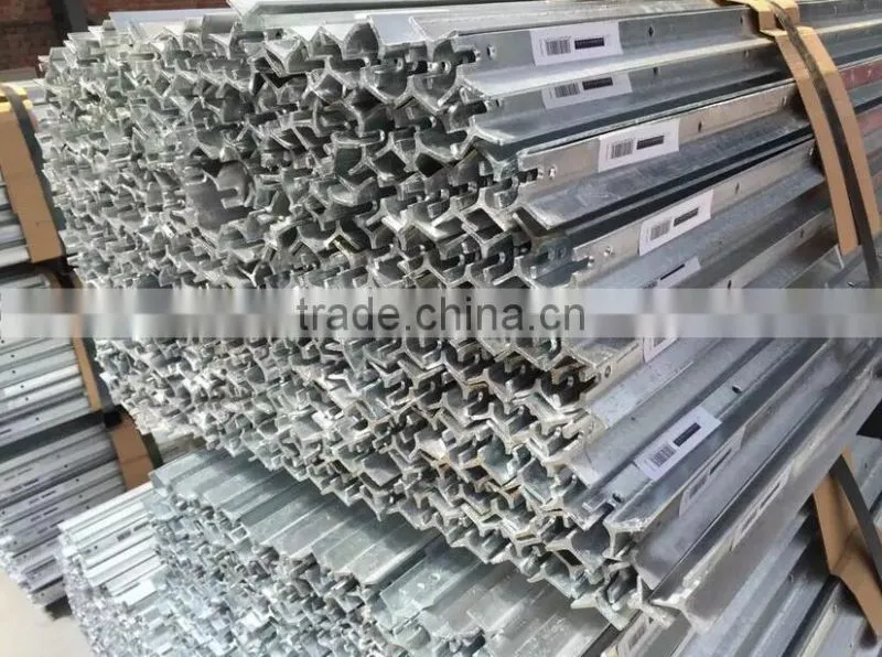 Factory Wholesale Studded T Post / 10 FT T Post For Sale