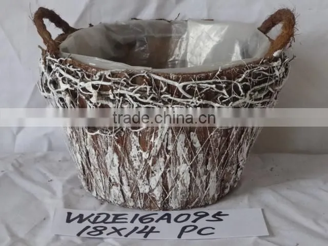 Decorative Moss and Sisal flower pot with handle Material Moss,sisal, grass,cornhusk