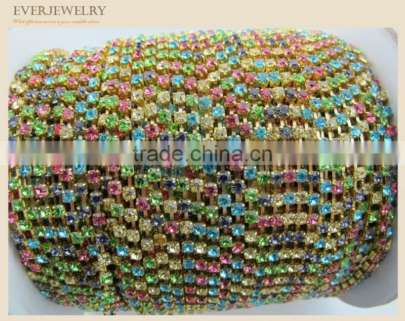 close rhinestone cup chain