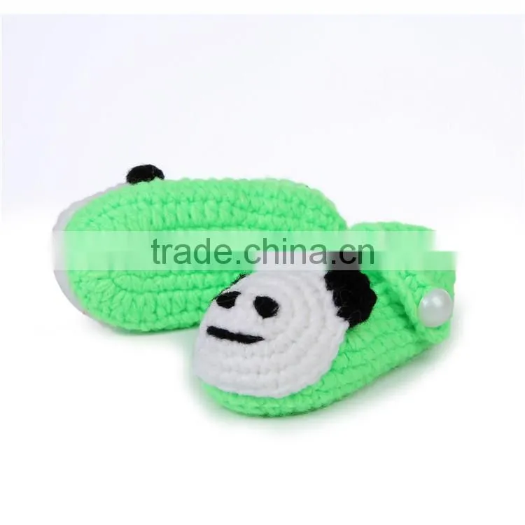Cute Dog Pattern Hand Crochet Baby Shoes