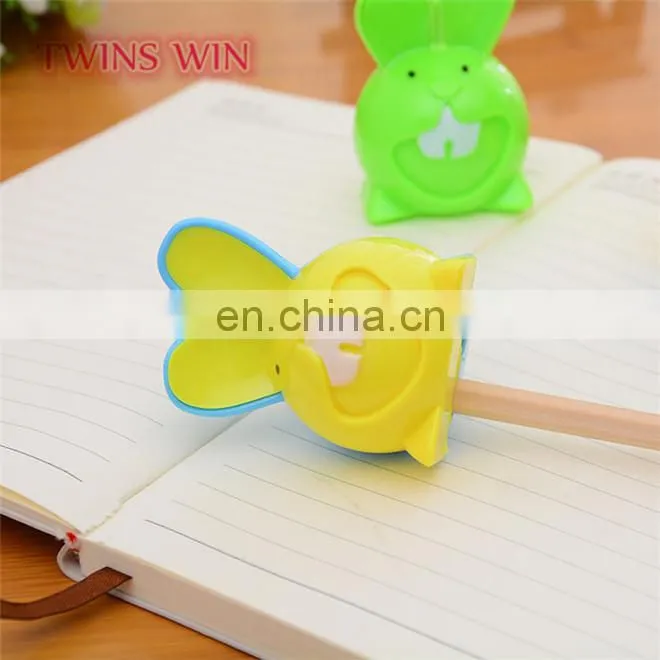 2018 new china school school stationery items list promotional high quality Safety Convenience mouse shaped knife sharpener