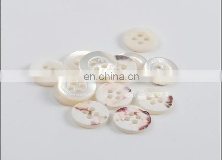 Quality Trocas Shell Button with Customized Logo BN80052