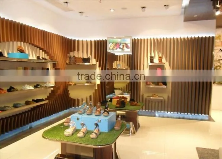 Beautiful Showroom Decoration For Shoe Shop shelves