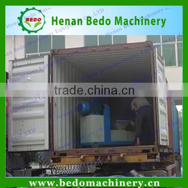 2014 China supplier biomass sawdust charcoal briquette machine 008613253417552