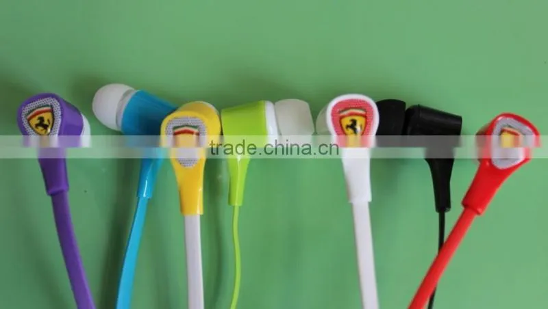 New arrival in ear headphone headset with micro custom logo in bulk