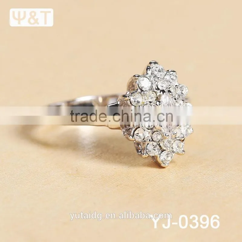Jingli Jewelry Ladies Diamond Jewelry Flower Shaped Ring (YJ-396)