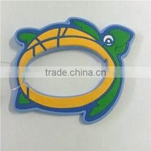 customized animal shaped rubber keychain