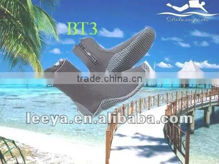 Durable and waterproof 3MM Neoprene Diving scuba boots BT03 for diving wading any watersports