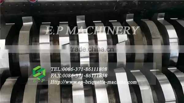 Large size wood pallet shredder machine