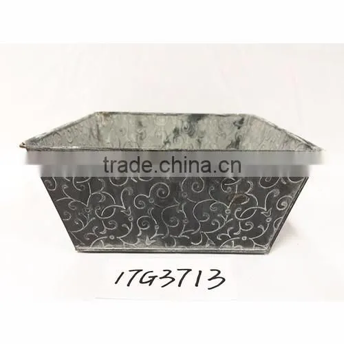 2017 new unique design black living room decoration hammered metal boat shaped flower vase