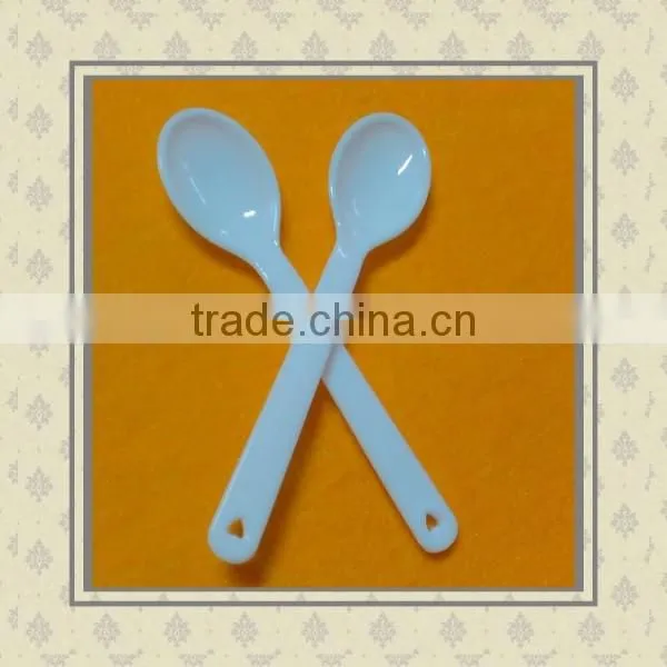 Customized your own cande color high quality plastic spoons for kids children 2015 new product promotion