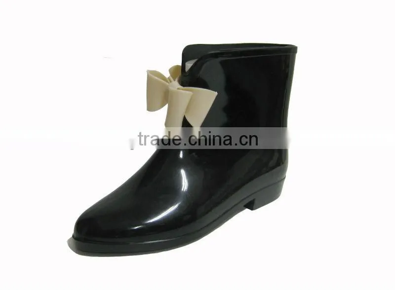 2013 Ladies' Cheap Ankle PVC Rain Boots