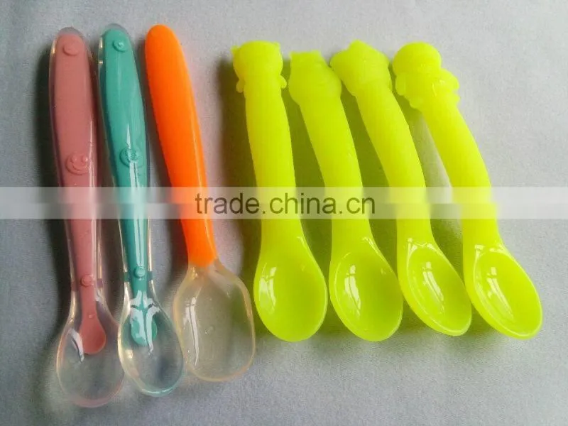 New Arrival Flexible and BPA free silicone baby feeding spoon