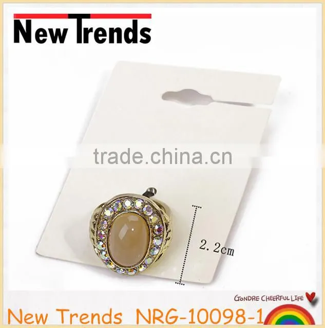 Luxury large marble gemstone ring with AB stones