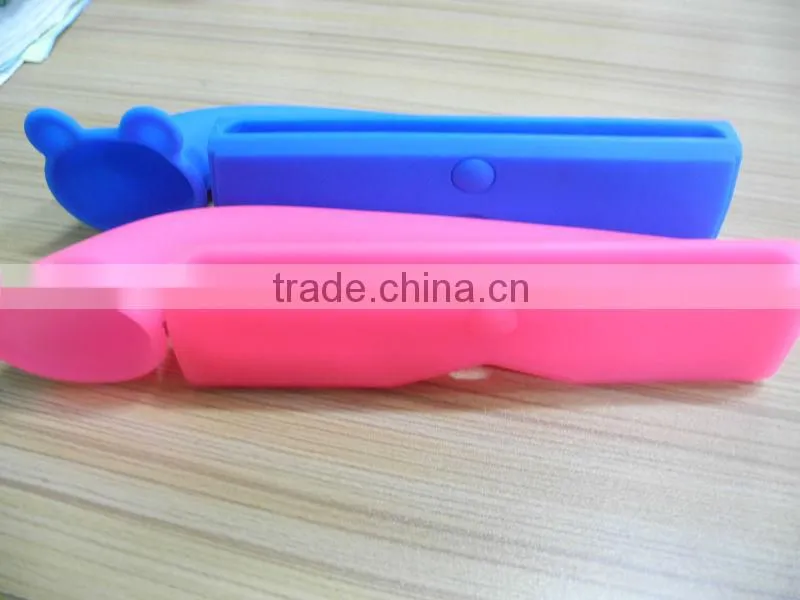 animal shape silicone portable mini speaker for ipad mini